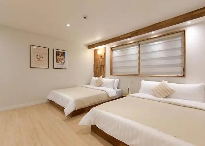 5 포춘 홍대 4br&3 Bath 무료 와이파이 홍익대역 아파트