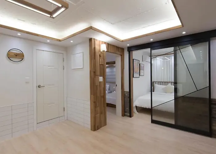 아파트 5 포춘 홍대 4br&3 Bath 무료 와이파이 홍익대역 *
