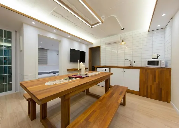 5 포춘 홍대 4br&3 Bath 무료 와이파이 홍익대역 아파트 서울특별시